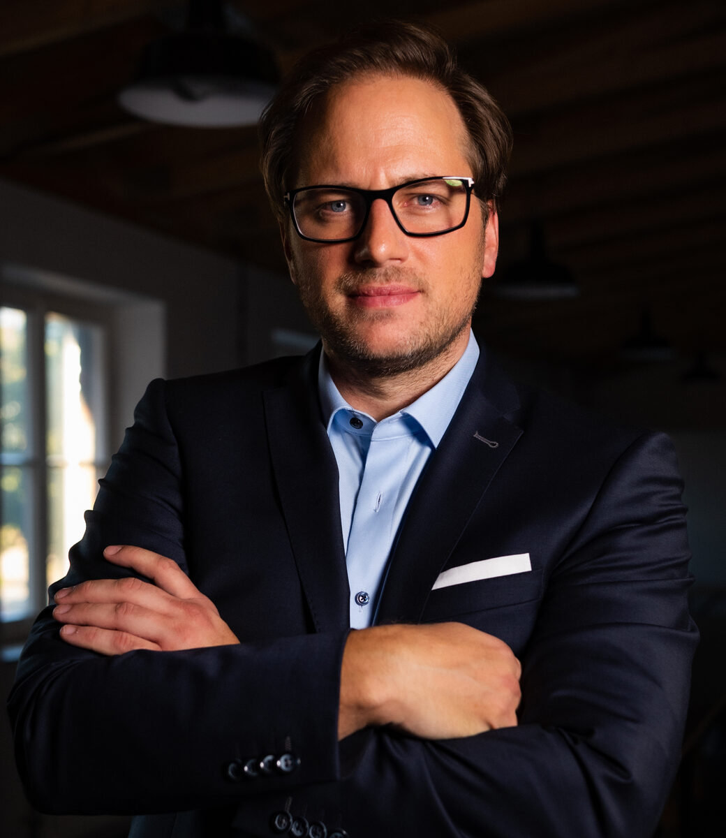 Dr. Christian Glade